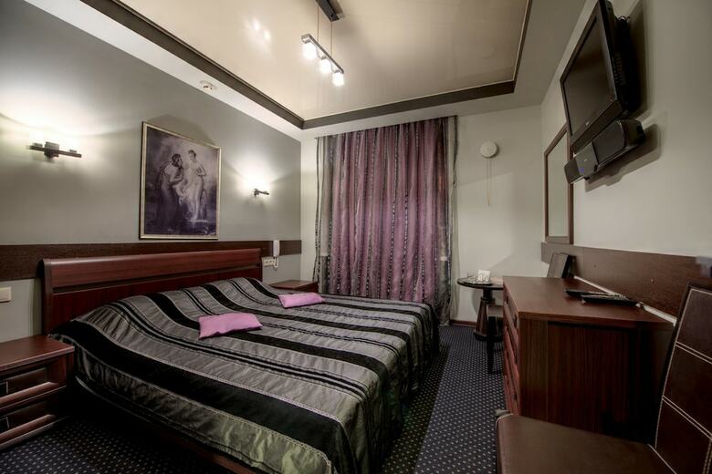 Alex Hotel On Dybenko