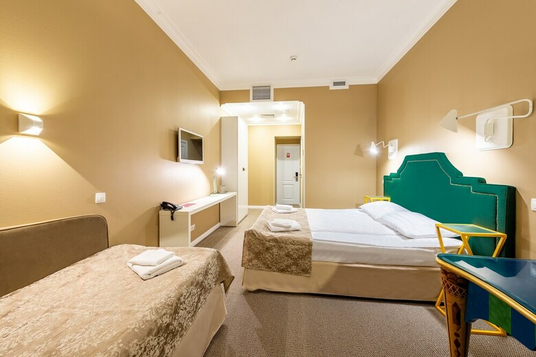 T-hotel