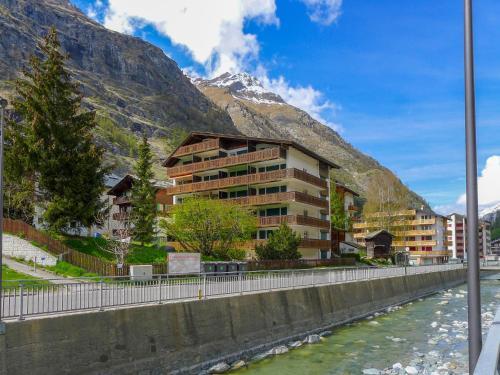 Apartment Matten - Utoring-25