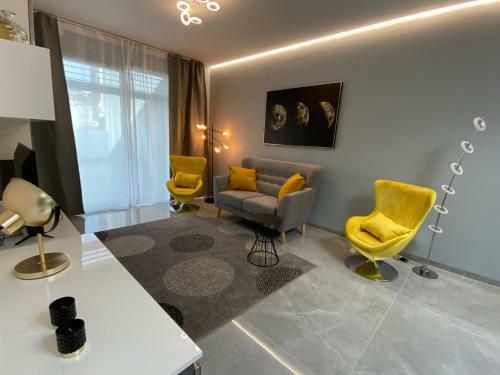 Promenade Apartments
