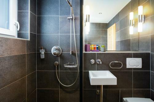 Luxury Spa Chalet With Jacuzzi And Sauna