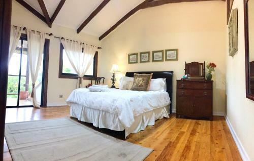 Bed & Breakfast South Landing Inn