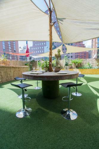 Apartamento The Lounge - 3br W/ Terrace, Wifi, Shopping
