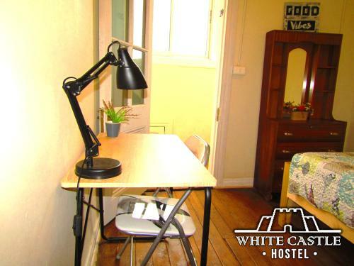 Hostal White Castle Hostel