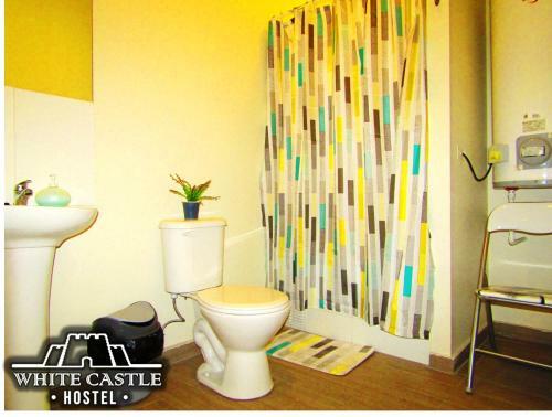 Hostal White Castle Hostel