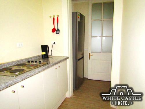 Hostal White Castle Hostel
