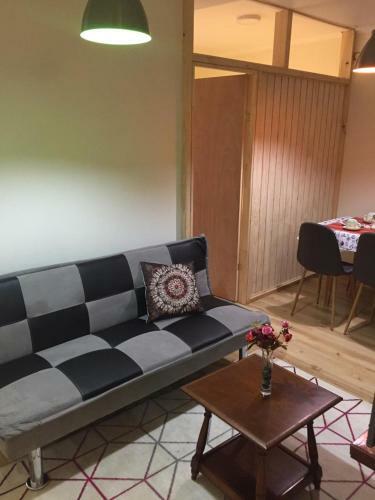 Apartamento Departamento Completo 41 Mts2 - Centro Tom� - 5 Personas Max