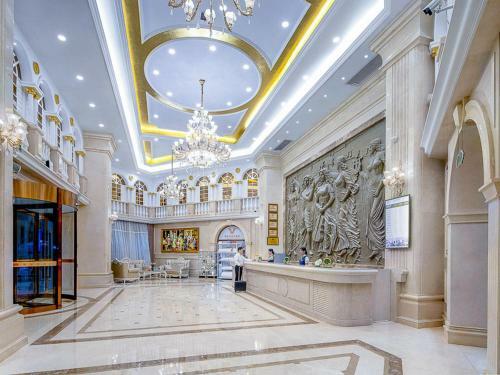 Vienna Hotel(Anqing Guangcai Seven-street)