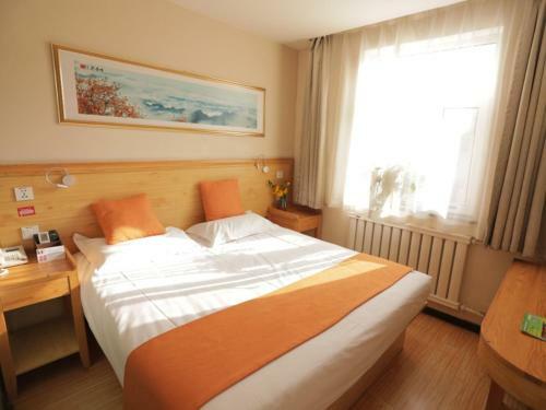 Shell Baoding Dongfeng Middle Road Kailian Hotel