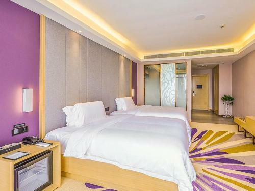Lavande Hotel Anshun Center