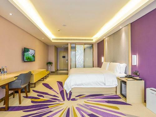 Lavande Hotel Anshun Center