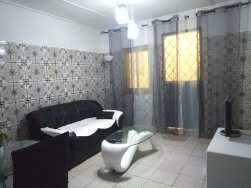 Apartamento Apparts Meubl�s Bonapriso Hydrocarbure Douala
