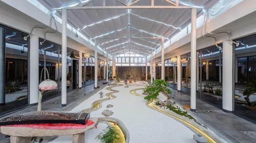 Floral Hotel Xianju Chanting Great Wall Branch