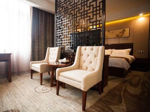 Greentree Eastern Bozhou Jingwan Wealth Centre Hotel