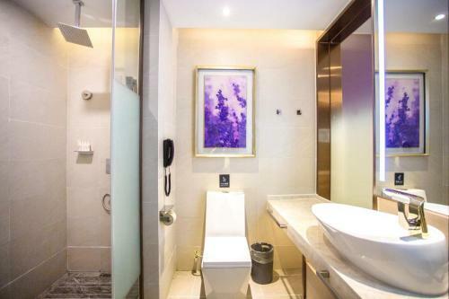 Lavande Hotel Changji Changning Road