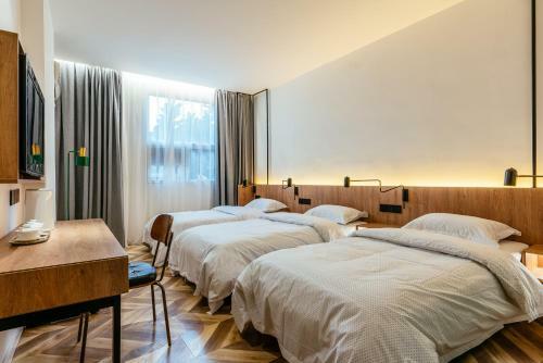 Poshpacker�chengdu Local Tea Hostel