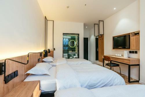 Poshpacker�chengdu Local Tea Hostel