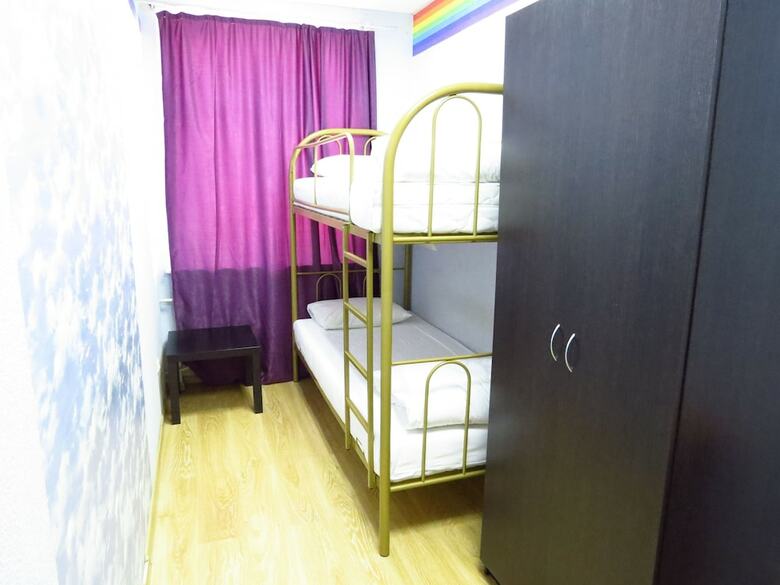 Giggly Hostel