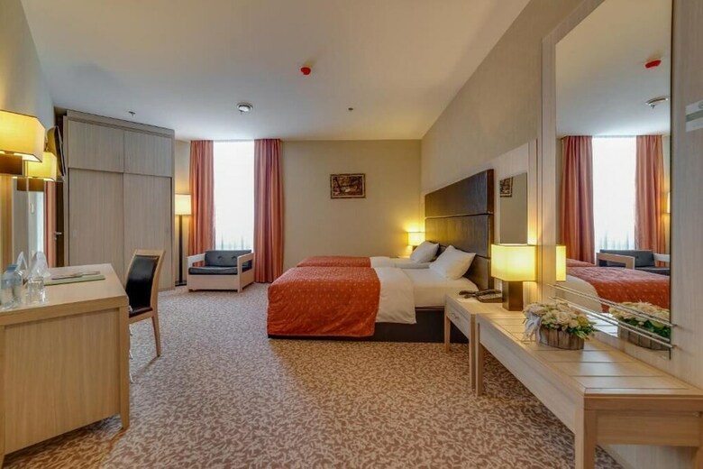 New Peterhof Hotel