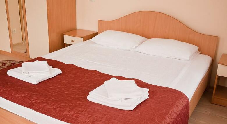 Hostal Octaviana Hotel