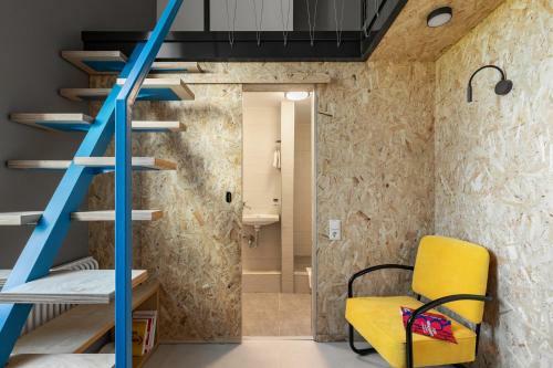 Hotel Vertical