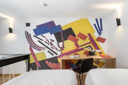 Hotel Vertical