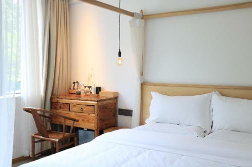Moonlight Hotel