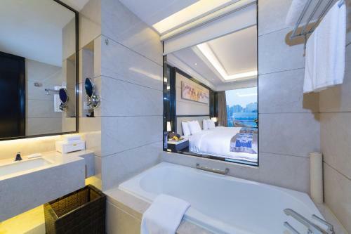 Cheng Du Da Ding Century Plaza Hotel