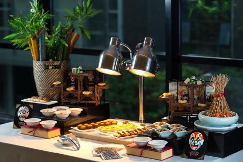 Cheng Du Da Ding Century Plaza Hotel