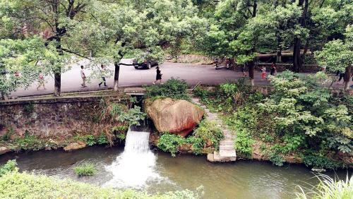 Posada Julongxuan