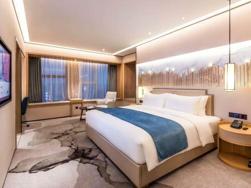 Hotel Mercure Chengdu Huapaifang