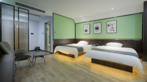 Vyluk Hotel Chongqing Jiefangbei Center Branch