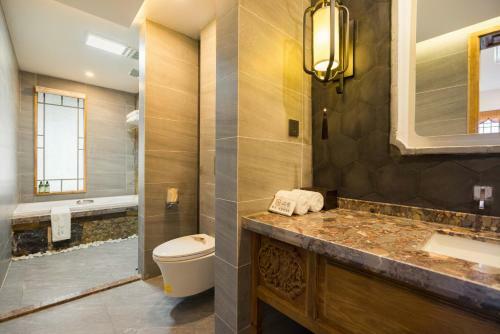 Lijiang Zen Garden Hotel