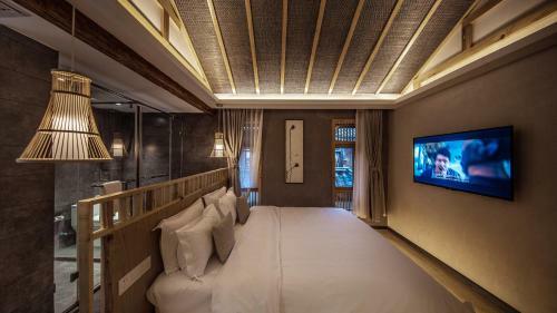 Lijiang Muqian Hotel