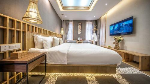 Lijiang Muqian Hotel