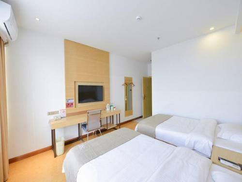 Greentree Inn Dalian Dalian North Railway Station Express Hotel