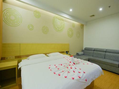 Greentree Inn Dalian Dalian North Railway Station Express Hotel