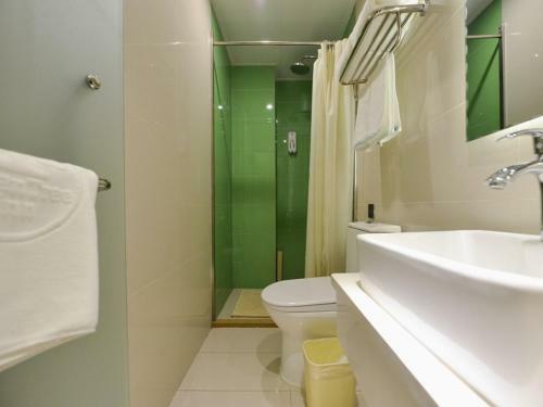Greentree Inn Dalian Dalian North Railway Station Express Hotel