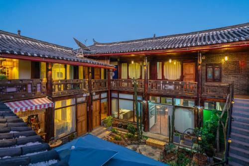 Floral Hotel Lijiang Kuantang