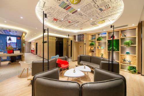Hotel Ibis Dalian Xinghai Park