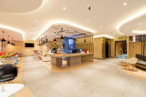 Hotel Ibis Dalian Xinghai Park