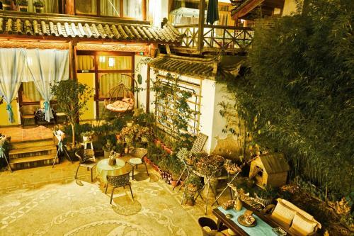 Hostal Riverside Villa
