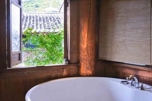Hostal Far And Near Villa