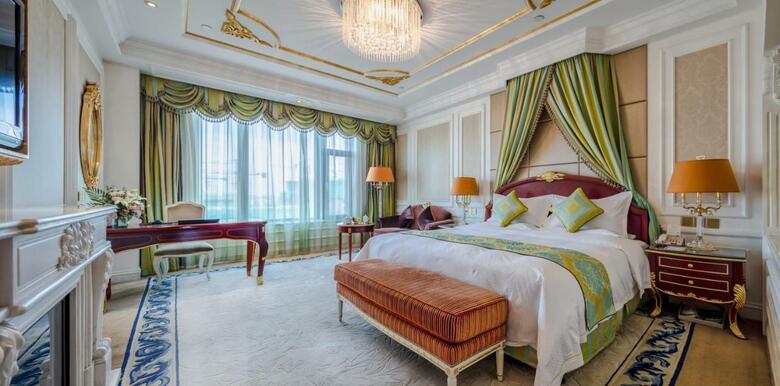 Yungang Jianguo Hotel