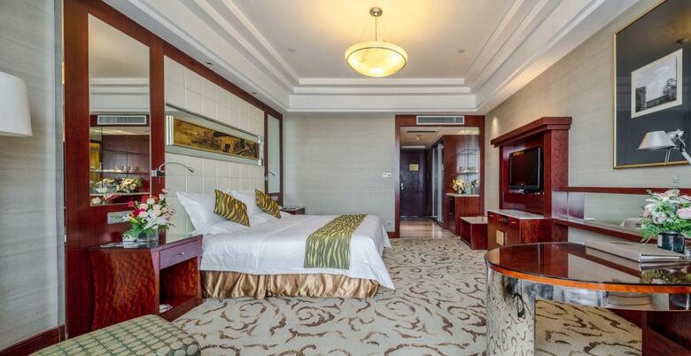 Yungang Jianguo Hotel