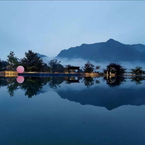 Hotel Z Plus Mountain Resort Inn