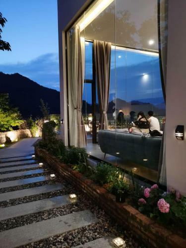 Hotel Z Plus Mountain Resort Inn
