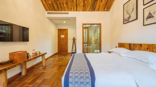 Floral Hotel Moyuan