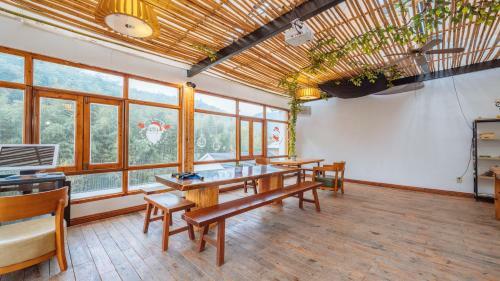 Floral Hotel Moyuan