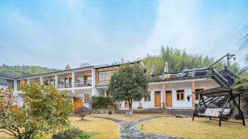 Floral Hotel Moyuan
